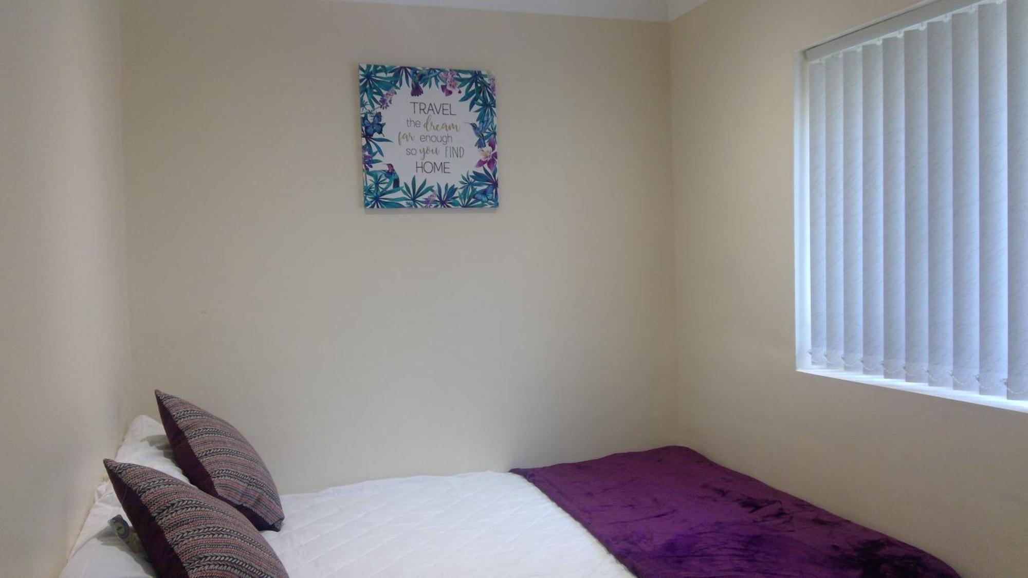 Luxury London Ensuite Double Room, Park Free, Tram-Train! มิทแชม ภายนอก รูปภาพ