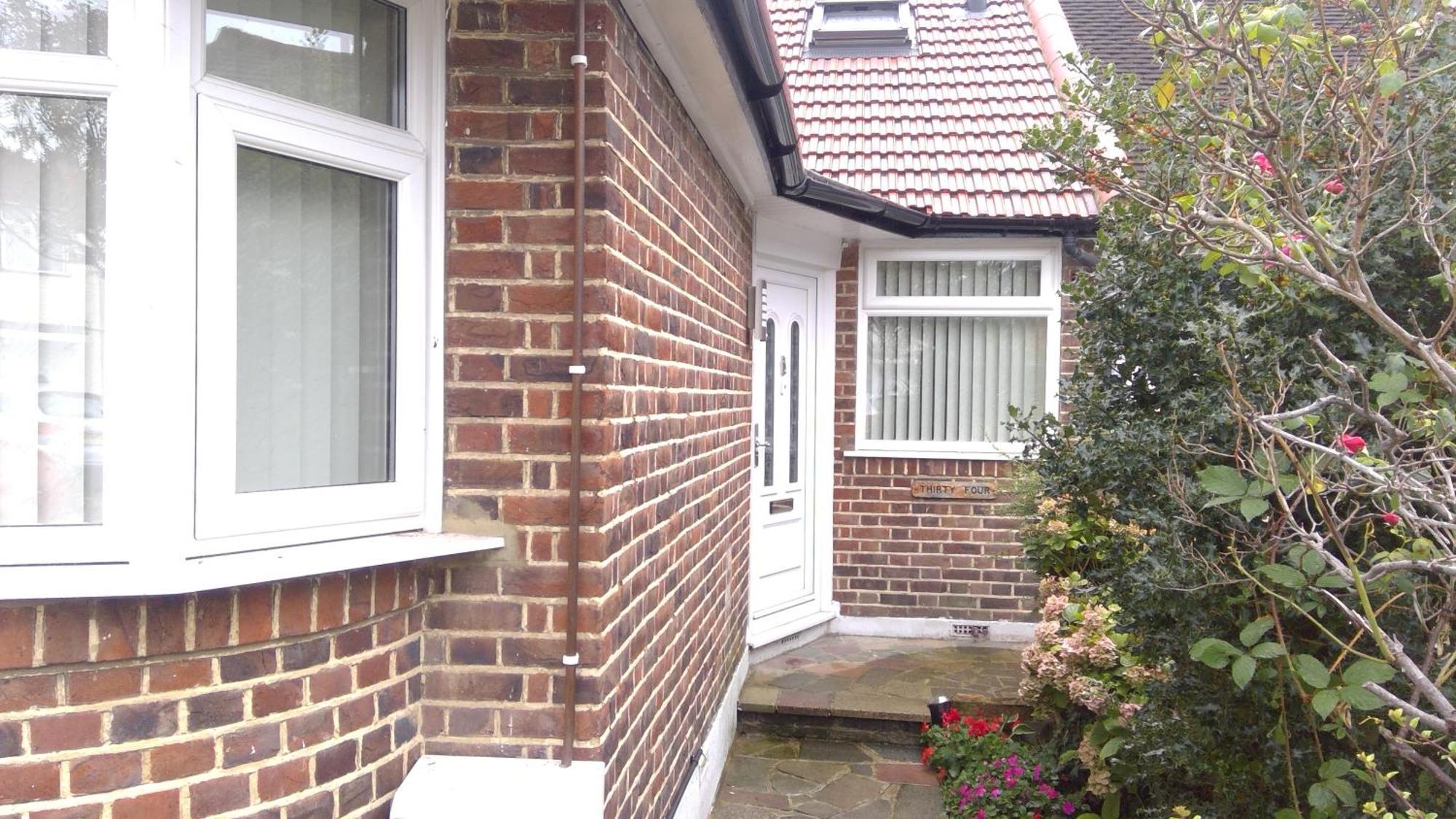 Luxury London Ensuite Double Room, Park Free, Tram-Train! มิทแชม ภายนอก รูปภาพ